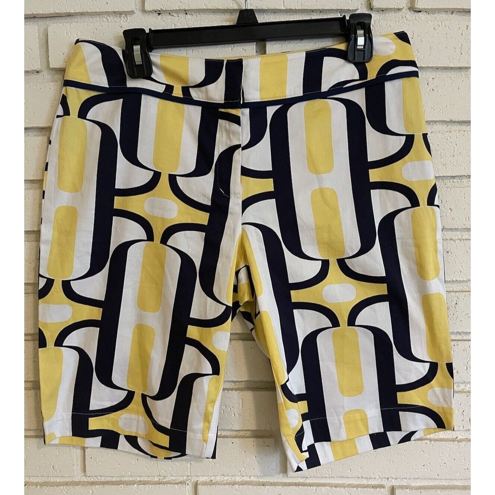 NWT - ITW by Claude Brown Funky Geometric Bermuda Shorts - Size 8 NEW